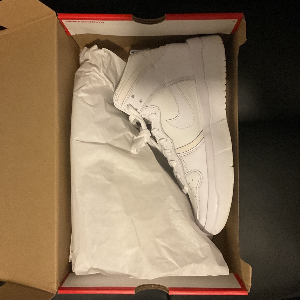 Women Nike Dunk High Low Summit White/ White Sail Size 8 - Picture 7 of 8